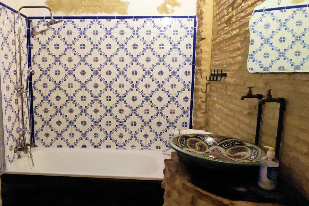 Suite Dona Ines Barrio Santacruz Севилья Экстерьер фото